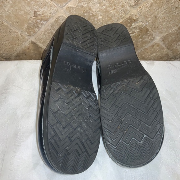 Dansko Clogs Iridescent Black Petrol Patent Leather Sz 42 W 11.5/12 M 8.5/9 - Picture 9 of 10